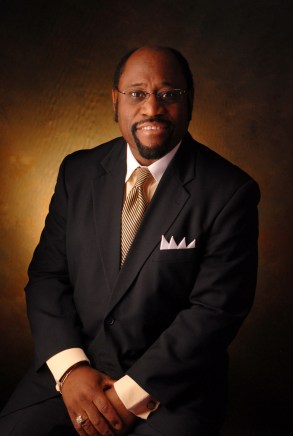 Myles_Munroe