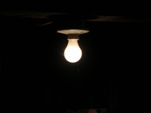 Light_Bulb_in_Darkness